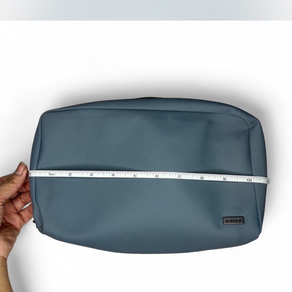 Away Men’s Toiletry bag - Picture 1 of 3
